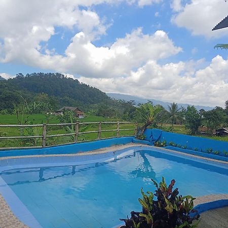 De Salak Homestay Bogor Exterior photo